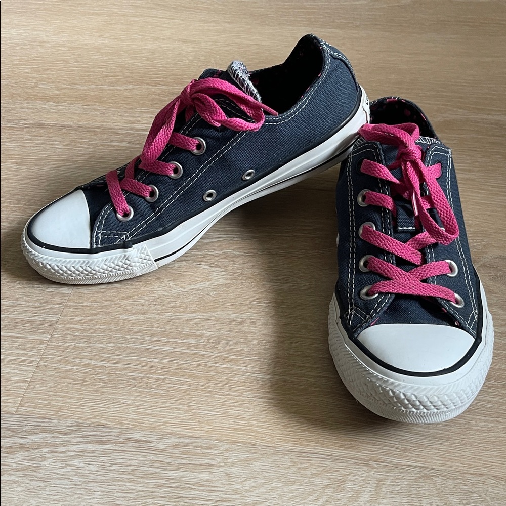 Converse All-Star double tongue hearts shoes